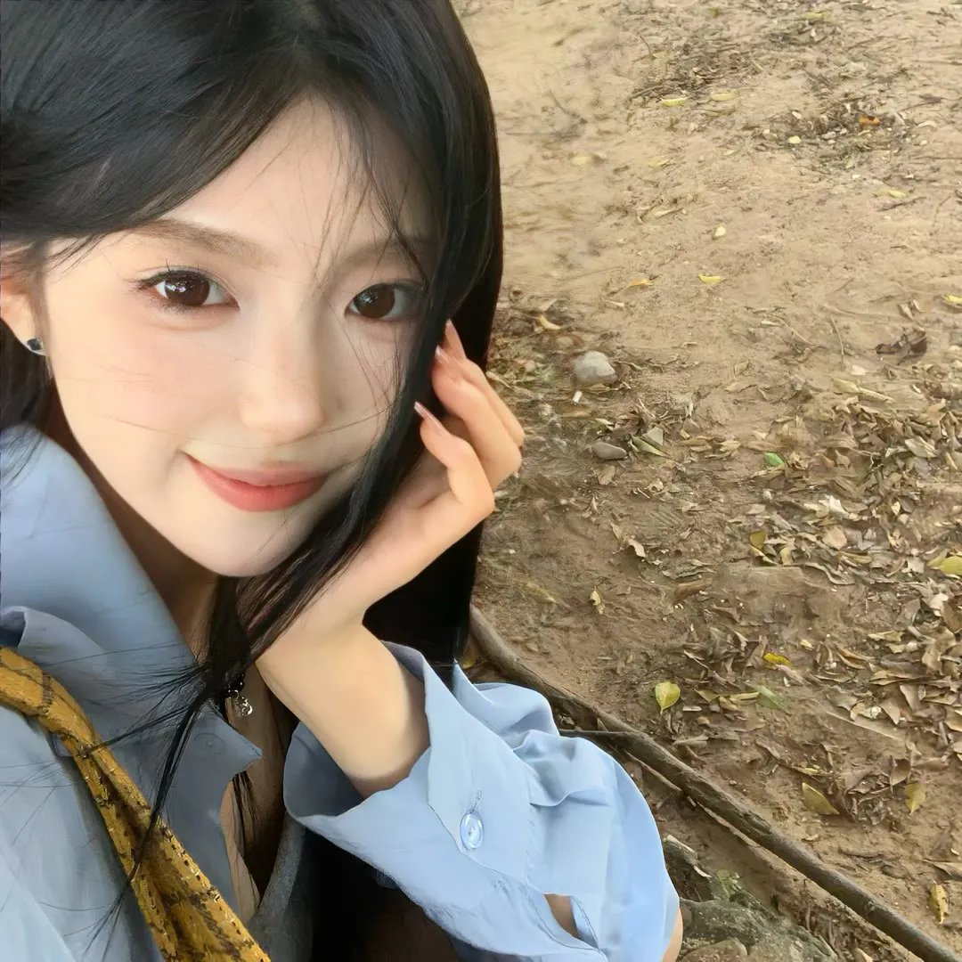 濶少艳福